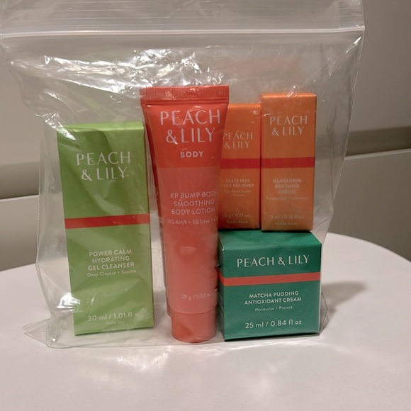 Peach & Lily Bundle Set of 6 Travel Size Items 🍑 - Picture 4 of 4